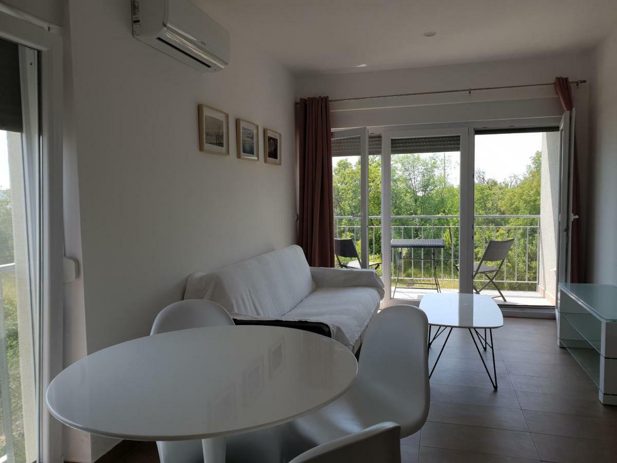 Apartmani Jozic Селине Екстериор снимка