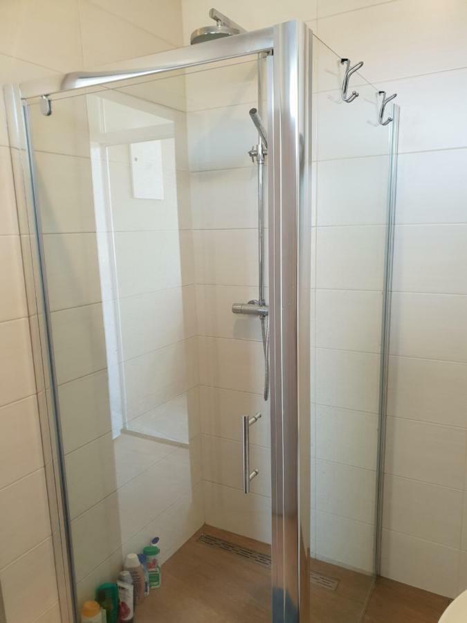 Apartmani Jozic Селине Екстериор снимка