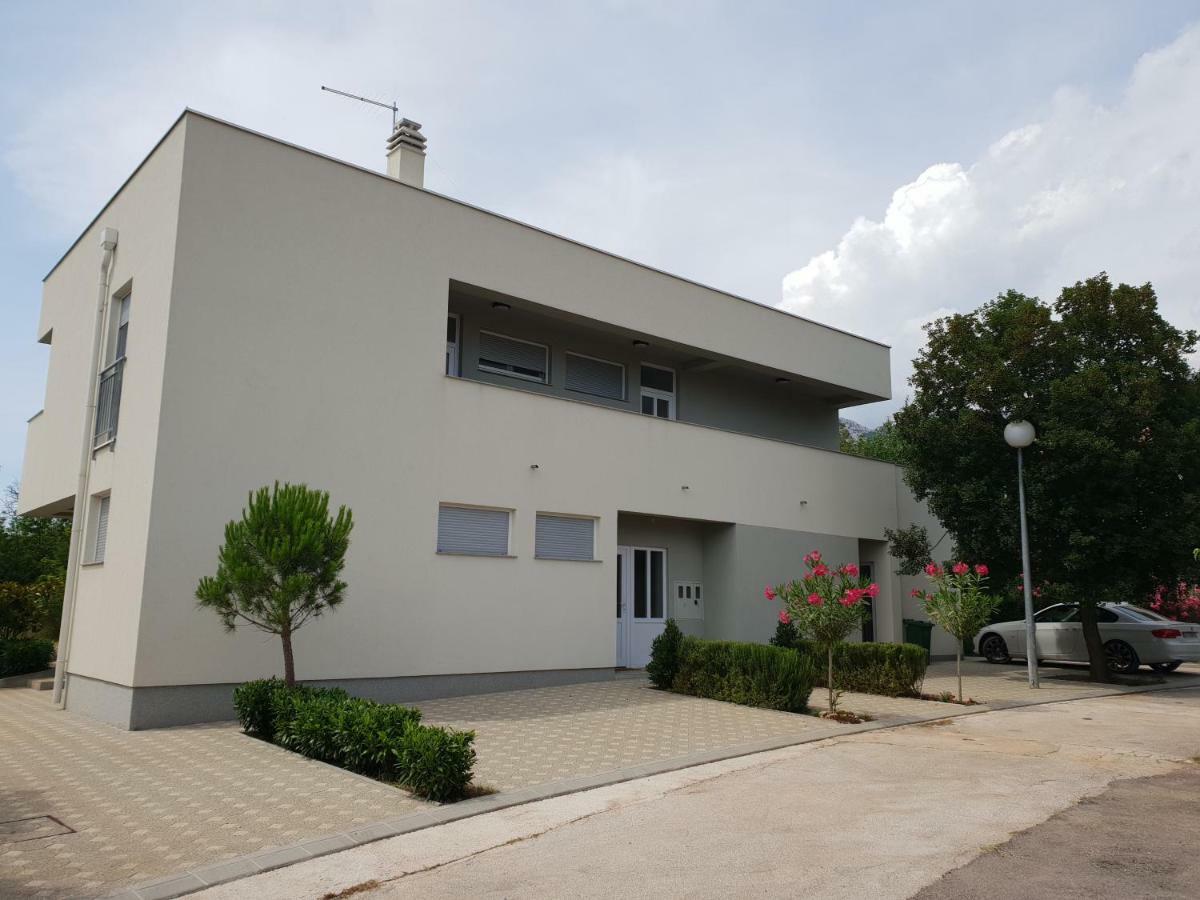 Apartmani Jozic Селине Екстериор снимка